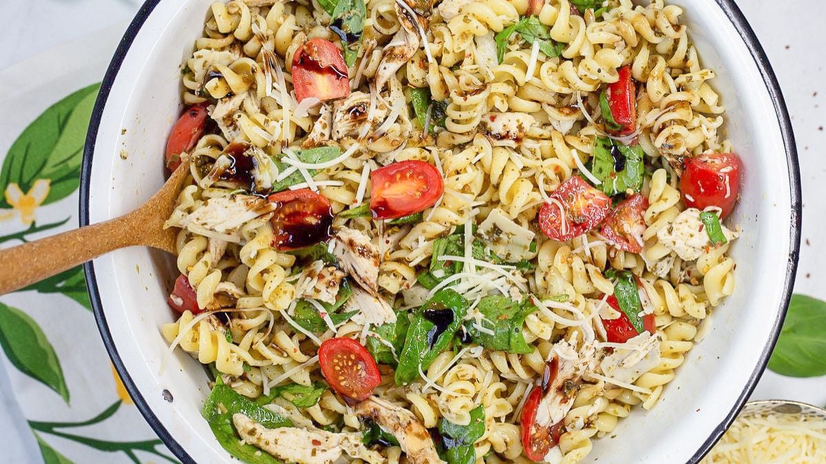Easy Make-Ahead Chicken Pasta Salad for Cool Summer Meals